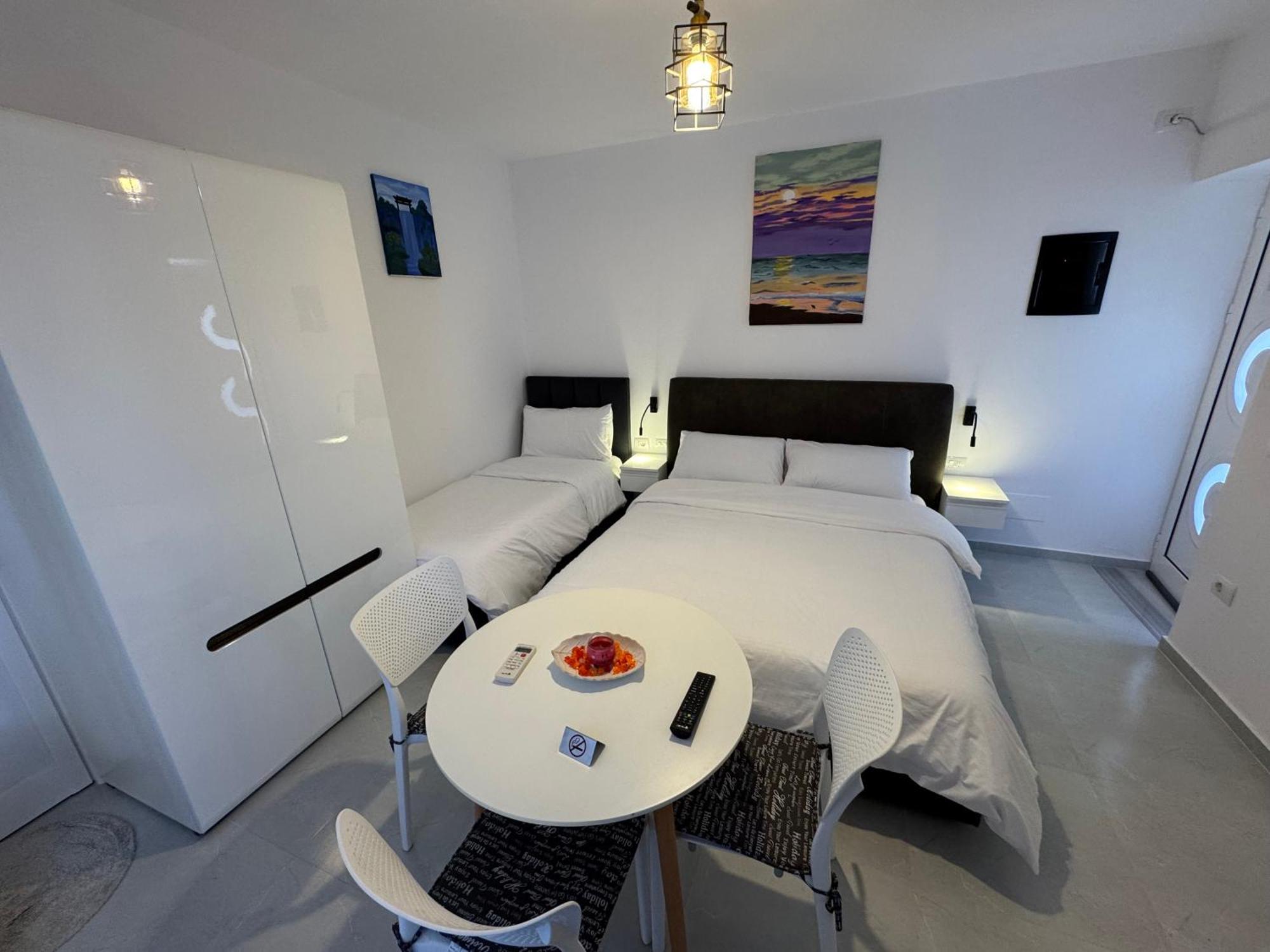 Private Villa Aras 2 - Luxury & Elegance Apartments Vlore Exterior photo